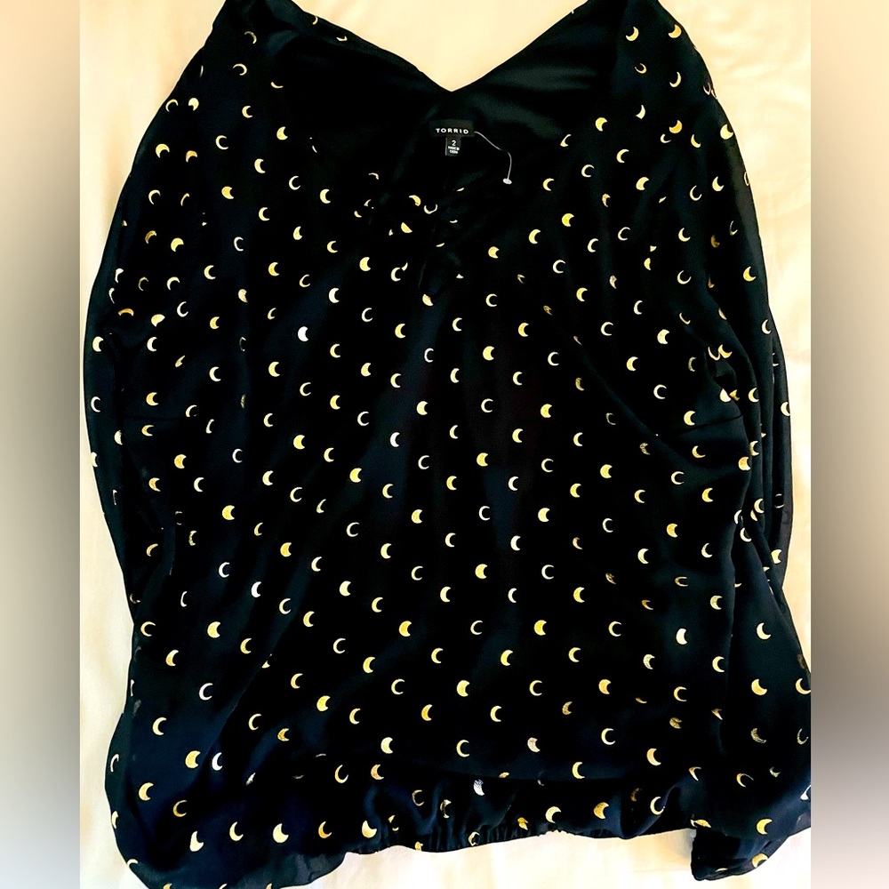 Crescent 🌙 moon Torrid top